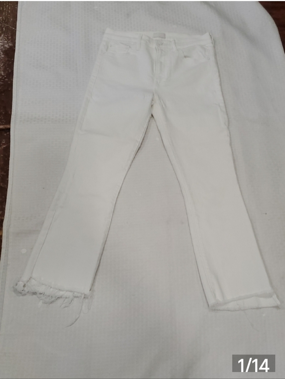 MOTHER White Raw Hem Cropped Jeans - Picture 15 of 15